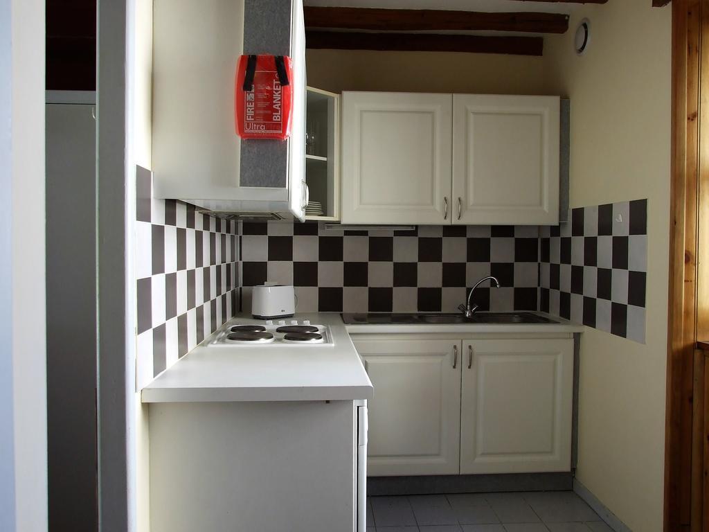 Le Rouge Robin Villa Fougax-et-Barrineuf Ngoại thất bức ảnh